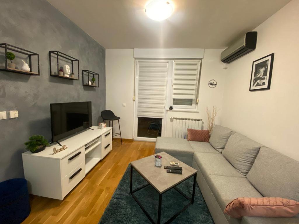 Affordable Apartments 8 Zagreb Exterior photo